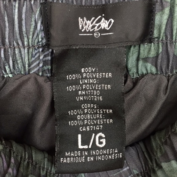 Mossimo Gray Tropical Print Mini Skirt Size L - Picture 3 of 4